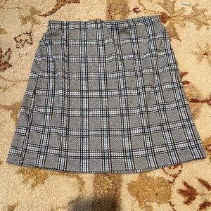H & M Black, White, and Blue Plaid Skirt